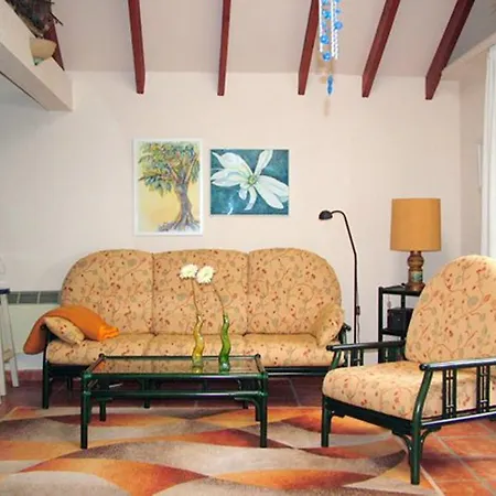 F3884 Studio In El Tanque Caleta de Interián